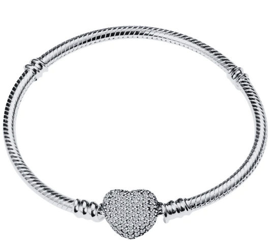 How to Choose the Right Silver Charm Bracelet