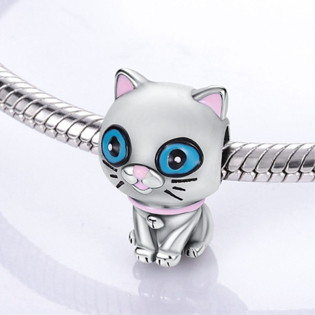 Bright Eyed Cat Charm