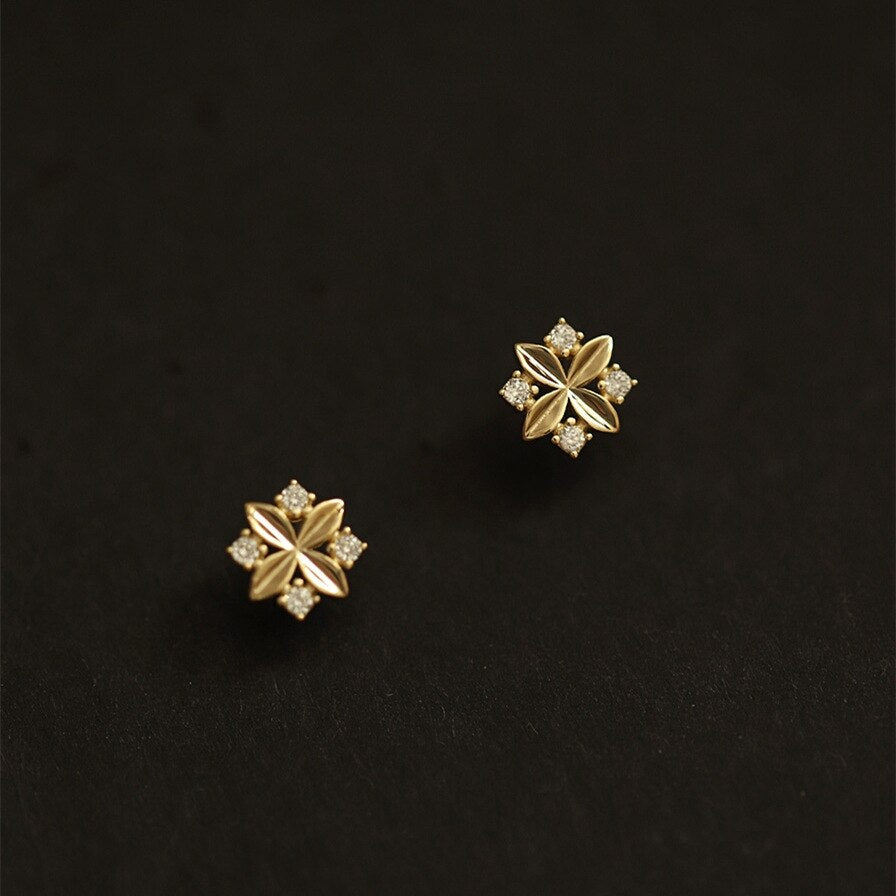 Rhombus Cross Flower Earrings - Charmsey