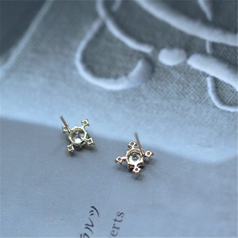 Four Point Snowflake Earrings - Charmsey