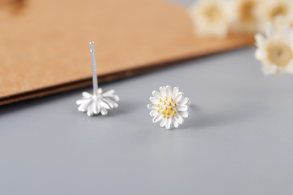 Daisy Earrings - Charmsey